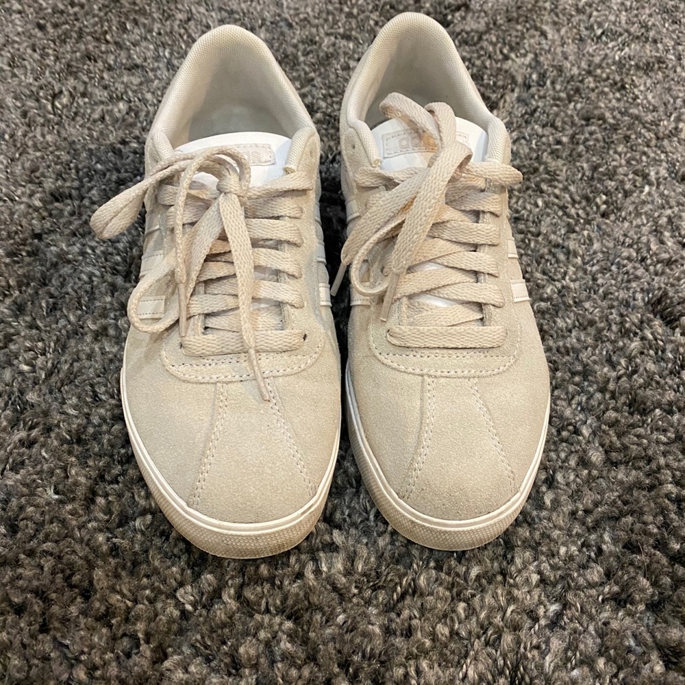 AdidasNeo